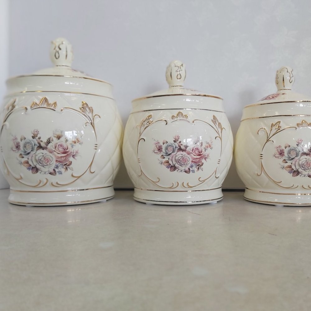 Canisters 3 Piece Set